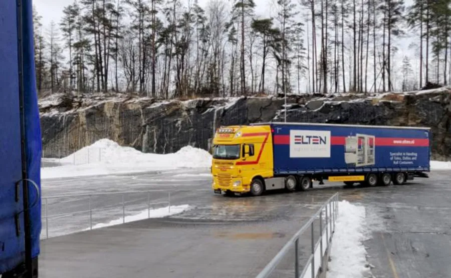 nieuws krat ontvouw en ontstapelsystemen geleverd in finland